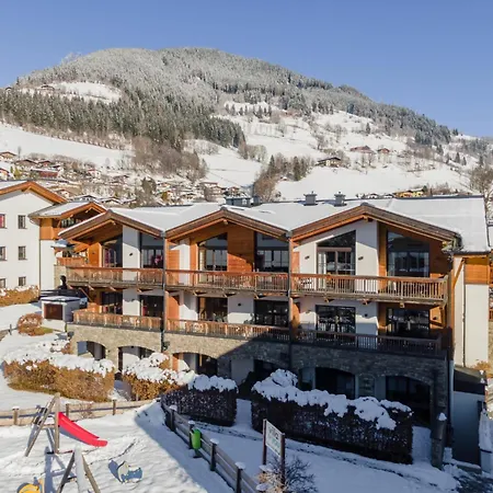 Tauern Mitterwirt 315 アパート ピーゼンドルフ